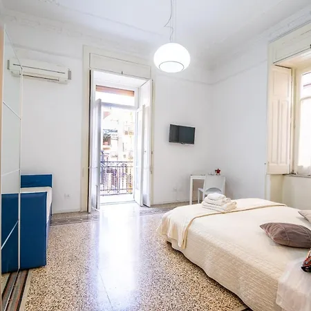 ベッド＆ブレックファスト ベッド・アンド・ブレックファスト サレルノ